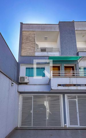 Casa de condomínio à venda com 140m², 2 quartos e 2 vagas Casa de condomínio à venda com 140m², 2 quartos e 2 vagasÁrea Comum