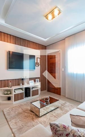 Casa de condomínio à venda com 140m², 2 quartos e 2 vagas Casa de condomínio à venda com 140m², 2 quartos e 2 vagasSala