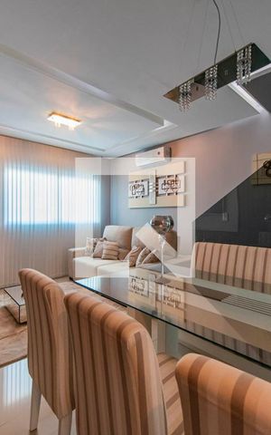 Casa de condomínio à venda com 140m², 2 quartos e 2 vagas Casa de condomínio à venda com 140m², 2 quartos e 2 vagasSala