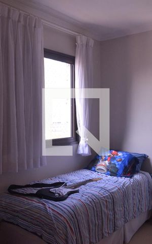 Apartamento à venda com 105m², 3 quartos e 2 vagasQuarto 