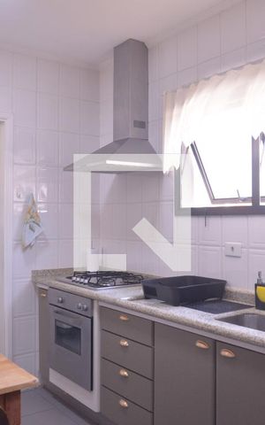Apartamento à venda com 105m², 3 quartos e 2 vagasCozinha 