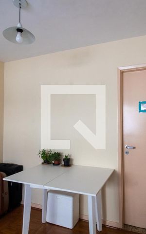 Apartamento para alugar com 85m², 4 quartos e 1 vaga Apartamento para alugar com 85m², 4 quartos e 1 vagaSala
