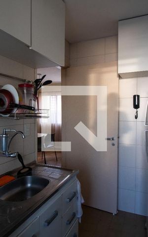 Apartamento para alugar com 85m², 4 quartos e 1 vaga Apartamento para alugar com 85m², 4 quartos e 1 vagaCozinha e Área de Serviço