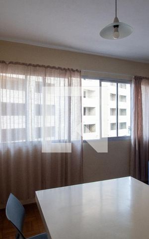 Apartamento para alugar com 85m², 4 quartos e 1 vaga Apartamento para alugar com 85m², 4 quartos e 1 vagaSala