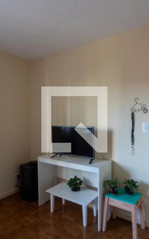 Apartamento para alugar com 85m², 4 quartos e 1 vaga Apartamento para alugar com 85m², 4 quartos e 1 vagaSala