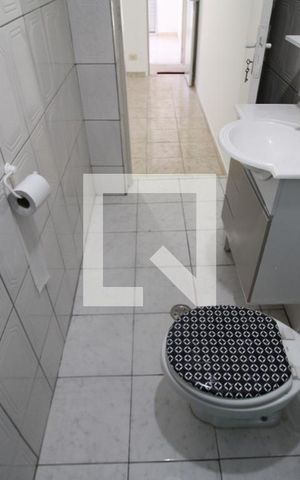 Casa para alugar com 70m², 2 quartos e 1 vagaBanheiro