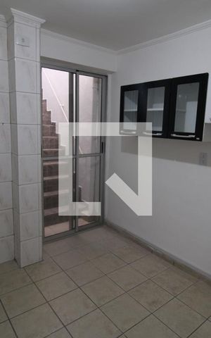 Casa para alugar com 70m², 2 quartos e 1 vagaCozinha