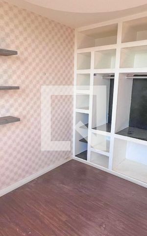 Casa de condomínio à venda com 288m², 4 quartos e 4 vagas Casa de condomínio à venda com 288m², 4 quartos e 4 vagasQuarto 2