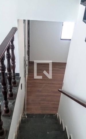 Casa à venda com 270m², 4 quartos e 3 vagas Casa à venda com 270m², 4 quartos e 3 vagasQuarto 3