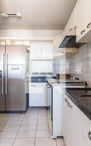 Apartamento para alugar com 60m², 2 quartos e 1 vaga Apartamento para alugar com 60m², 2 quartos e 1 vagaCozinha - Armários
