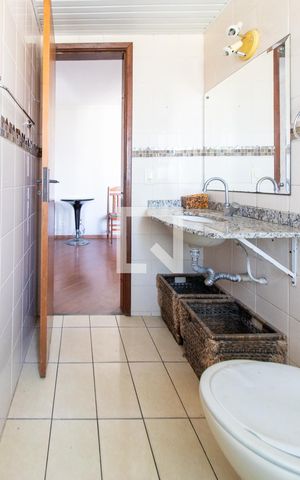 Apartamento para alugar com 60m², 2 quartos e 1 vaga Apartamento para alugar com 60m², 2 quartos e 1 vagaBanheiro Social