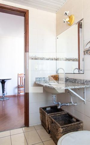 Apartamento para alugar com 60m², 2 quartos e 1 vaga Apartamento para alugar com 60m², 2 quartos e 1 vagaBanheiro Social