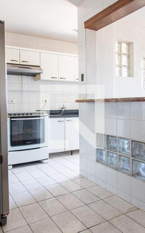 Apartamento para alugar com 60m², 2 quartos e 1 vaga Apartamento para alugar com 60m², 2 quartos e 1 vagaCozinha - Armários