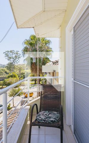 Casa de condomínio para alugar com 325m², 4 quartos e 4 vagas Casa de condomínio para alugar com 325m², 4 quartos e 4 vagasVaranda Quarto 3
