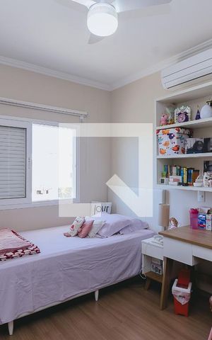 Casa de condomínio para alugar com 325m², 4 quartos e 4 vagas Casa de condomínio para alugar com 325m², 4 quartos e 4 vagasQuarto 1