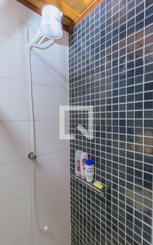 Casa de condomínio para alugar com 325m², 4 quartos e 4 vagas Casa de condomínio para alugar com 325m², 4 quartos e 4 vagasBanheiro Área gourmet