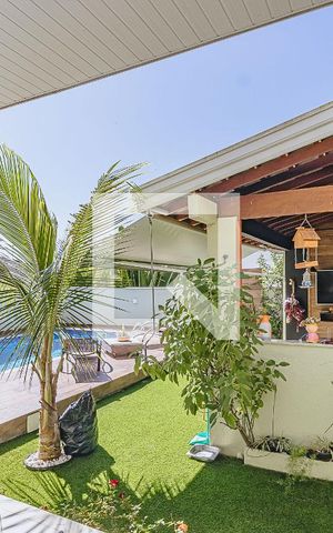 Casa de condomínio para alugar com 325m², 4 quartos e 4 vagas Casa de condomínio para alugar com 325m², 4 quartos e 4 vagasÁrea externa