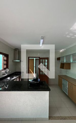 Casa à venda com 172m², 3 quartos e 4 vagasCozinha