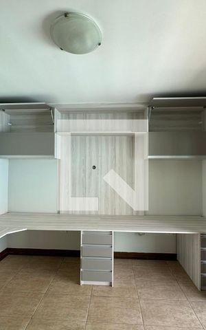 Casa à venda com 172m², 3 quartos e 4 vagasQuarto 2