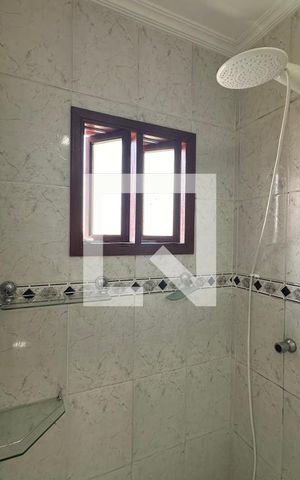 Casa à venda com 172m², 3 quartos e 4 vagasBanheiro da Suíte