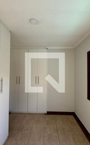 Casa à venda com 172m², 3 quartos e 4 vagasquarto 1 