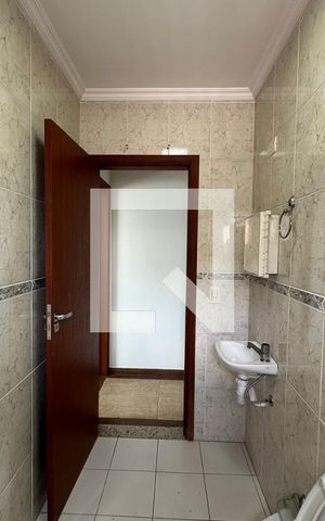 Casa à venda com 172m², 3 quartos e 4 vagasBanheiro