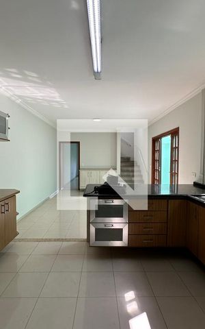 Casa à venda com 172m², 3 quartos e 4 vagasCozinha