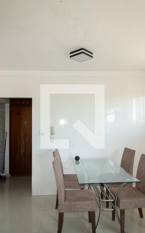 Apartamento para alugar com 92m², 3 quartos e 2 vagas Apartamento para alugar com 92m², 3 quartos e 2 vagasCozinha