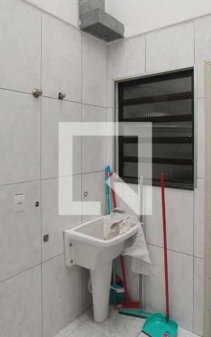 Casa de condomínio à venda com 130m², 3 quartos e 2 vagas Casa de condomínio à venda com 130m², 3 quartos e 2 vagasÁrea de Serviço