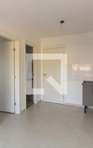 Apartamento à venda com 35m², 2 quartos e sem vaga Apartamento à venda com 35m², 2 quartos e sem vagaSala