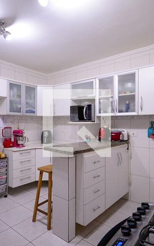 Casa à venda com 101m², 2 quartos e 1 vaga Casa à venda com 101m², 2 quartos e 1 vagaCozinha