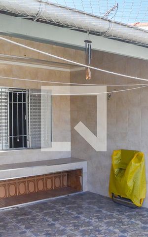 Casa à venda com 200m², 2 quartos e 2 vagasQuintal