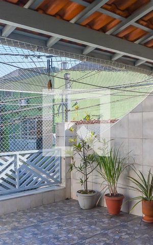 Casa à venda com 200m², 2 quartos e 2 vagasQuintal
