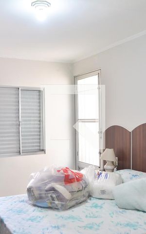 Casa à venda com 200m², 2 quartos e 2 vagasQuarto 1