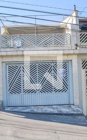 Casa à venda com 200m², 2 quartos e 2 vagasGaragem