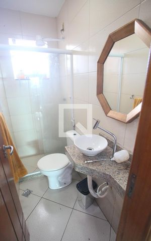 Casa de condomínio à venda com 300m², 5 quartos e 2 vagas Casa de condomínio à venda com 300m², 5 quartos e 2 vagasLavabo