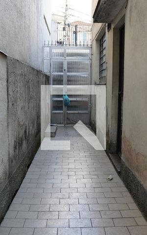 Casa para alugar com 120m², 2 quartos e 1 vagaQuintal