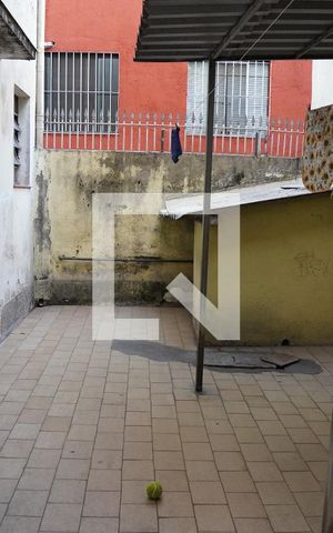 Casa para alugar com 120m², 2 quartos e 1 vagaQuintal
