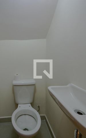 Casa à venda com 110m², 3 quartos e 1 vagaLavabo