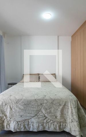 Studio à venda com 30m², 1 quarto e sem vaga Studio à venda com 30m², 1 quarto e sem vagaQuarto