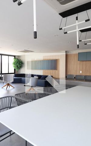 Apartamento à venda com 30m², 1 quarto e sem vaga Apartamento à venda com 30m², 1 quarto e sem vagaÁrea comum - Salão de festas