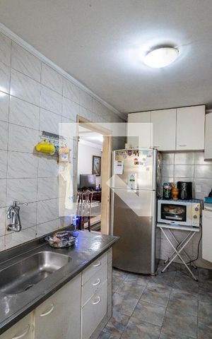 Casa à venda com 200m², 3 quartos e 2 vagas Casa à venda com 200m², 3 quartos e 2 vagasCozinha