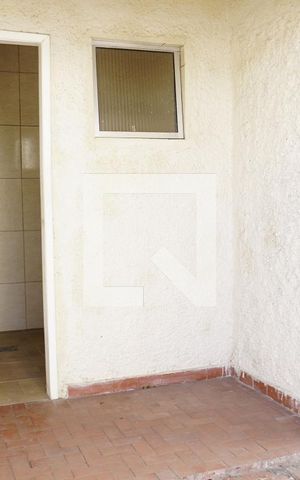 Casa para alugar com 480m², 3 quartos e 2 vagasBanheiro