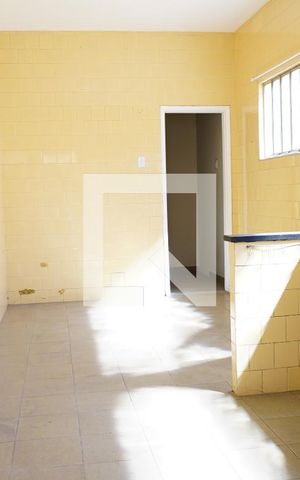 Casa para alugar com 480m², 3 quartos e 2 vagasCozinha