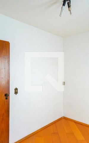 Casa à venda com 299m², 3 quartos e 2 vagas Casa à venda com 299m², 3 quartos e 2 vagasQuarto 1