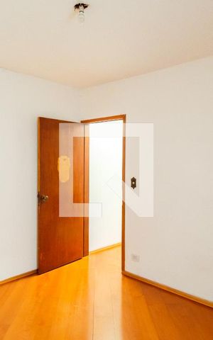 Casa à venda com 299m², 3 quartos e 2 vagas Casa à venda com 299m², 3 quartos e 2 vagasQuarto 2