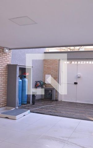 Casa à venda com 289m², 3 quartos e 4 vagasGaragem
