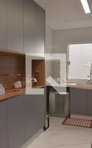 Casa à venda com 289m², 3 quartos e 4 vagasCozinha