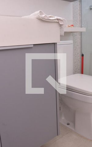Casa à venda com 289m², 3 quartos e 4 vagasBanheiro da Suíte 1