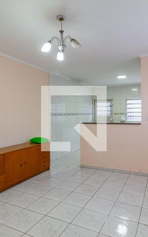 Casa à venda com 200m², 3 quartos e 2 vagas Casa à venda com 200m², 3 quartos e 2 vagasSala de jantar